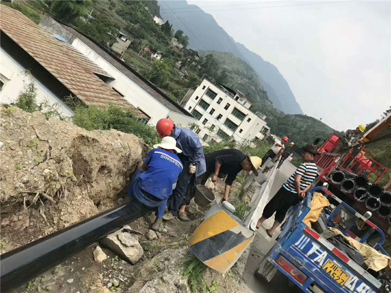 排水涂塑管道 施工現(xiàn)場